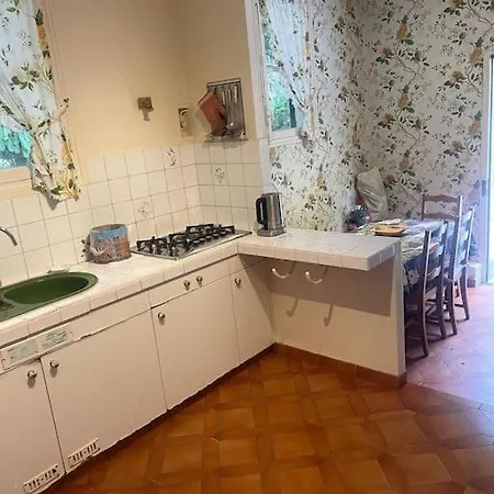 Holiday home Maison Rustique Campagnarde Chantilly